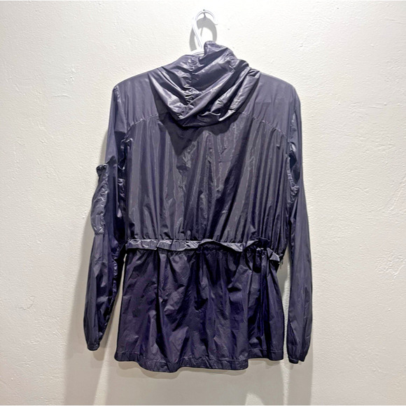 Fabletics Kali Run Jacket Hooded Packable Lightweight Nylon Vent Blue Small - Picture 11 of 12